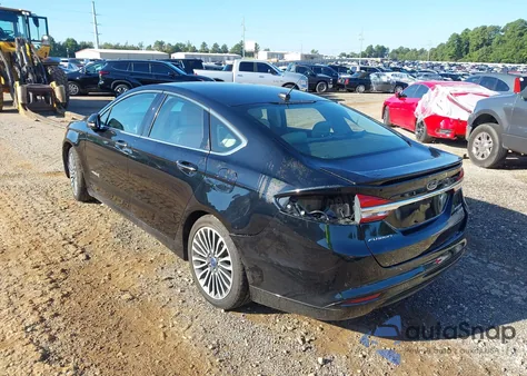 2018 Ford Fusion Hybrid Titanium from USA, damaged, VIN 3FA6P0RU4JR171305